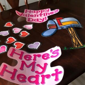 D J Inkers bulletin board Valentine's Day Heart and Mailbox Decorations set